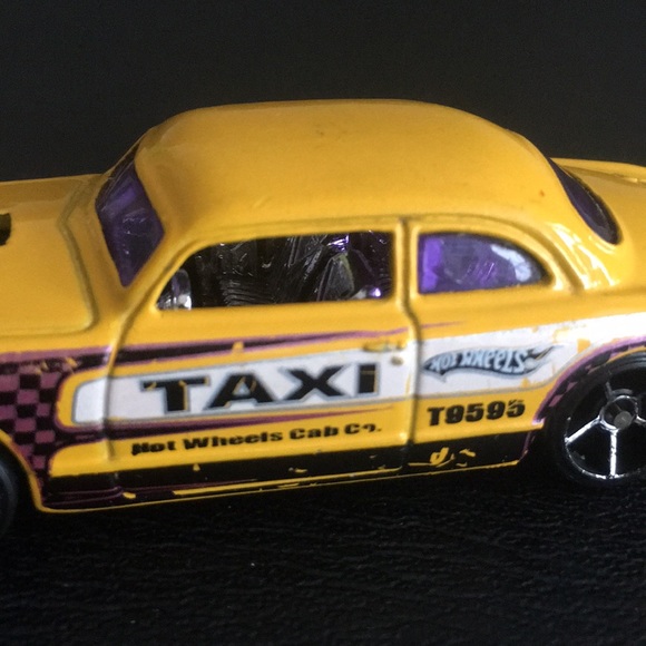 Vintage 2000 Hot Wheels - Yellow SHOE BOX - Taxi T9595 - Picture 4 of 12